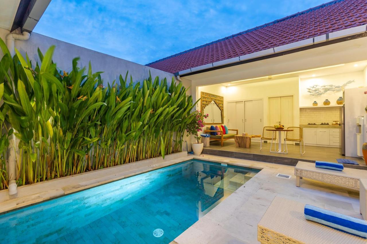 הוילה Casa Nisa Seminyak מראה חיצוני תמונה